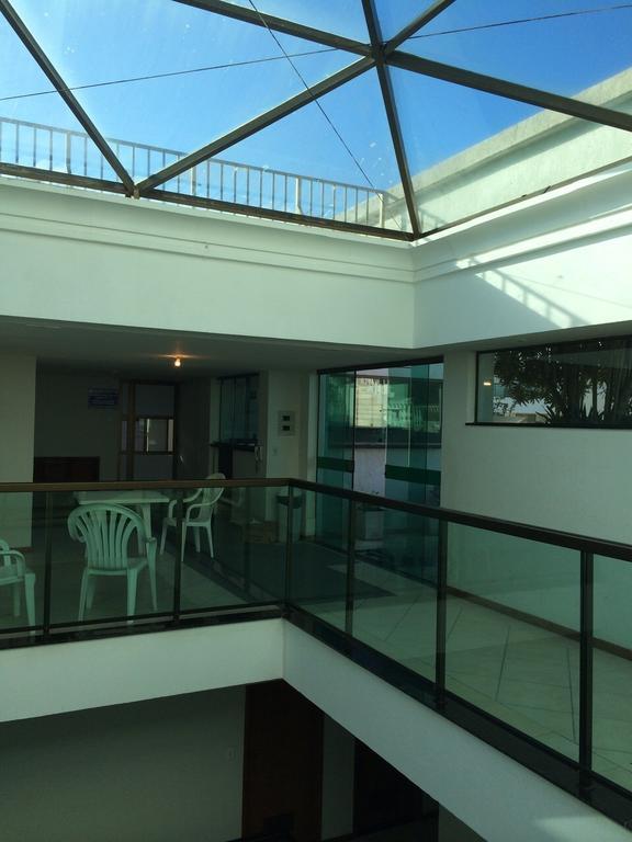 Apartamento com Varanda
